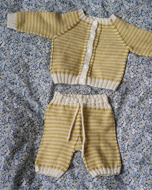 ANHOLT CARDIGAN - BABY fra Kit Couture